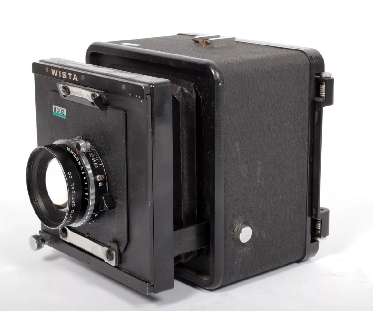 Wista Super wide/portrait 4X5 camera + Fuji 125mm F5.6 lens +